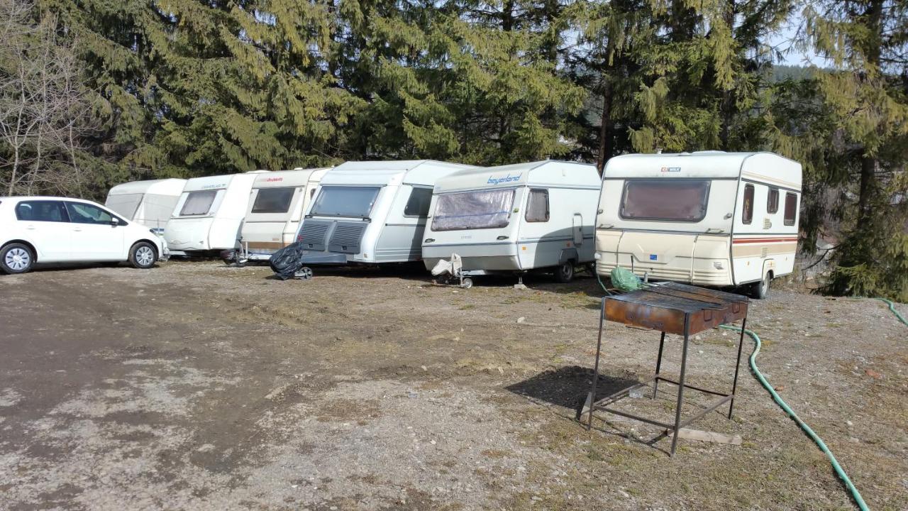 Camping Aviator, Numai Teren, Campare Pentru Rulote Autorulote Personale, Campingul Nu Are Rulote !!! Buşteni Exterior foto